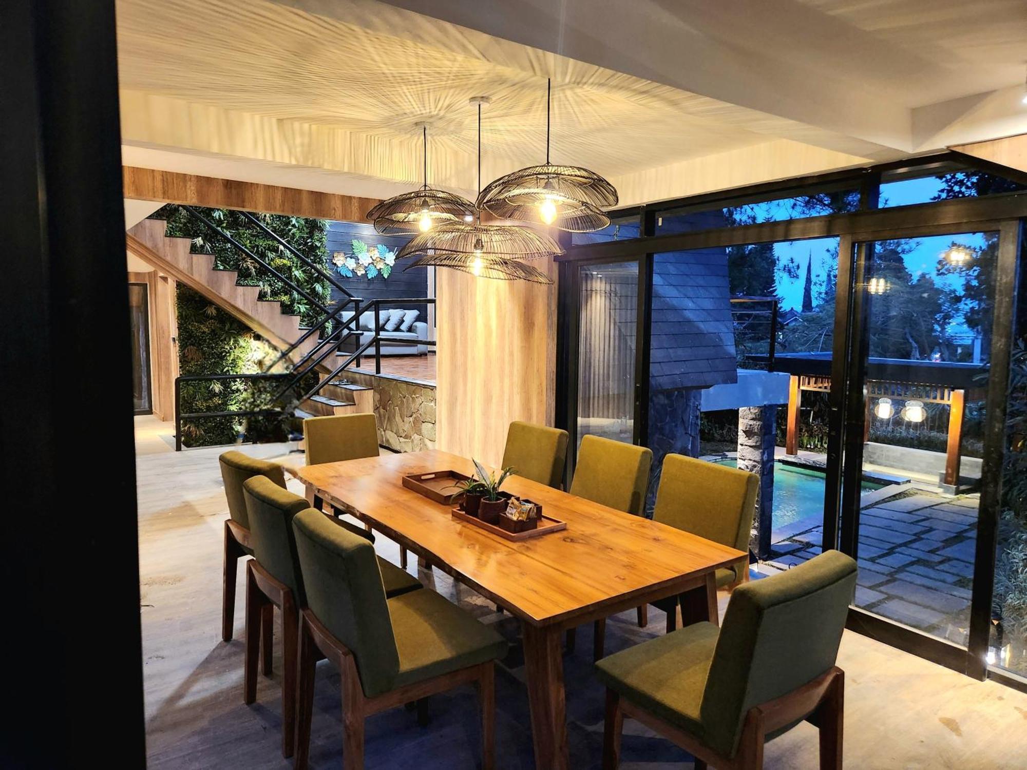 Villa 4-Br Klub Bunga No 4 Batu Malang Exteriör bild
